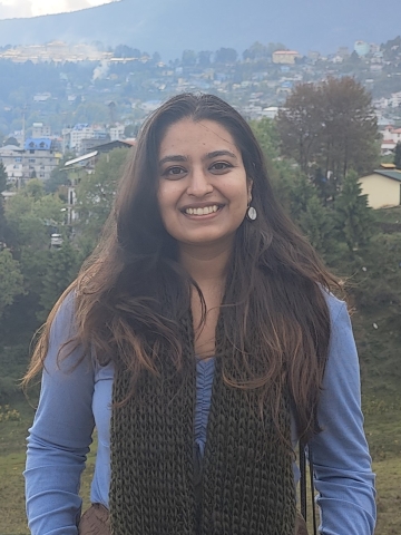 Headshot of Anaushka Goyal